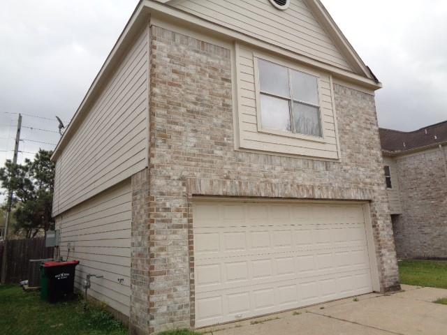 5034 Redwing Brook Trail