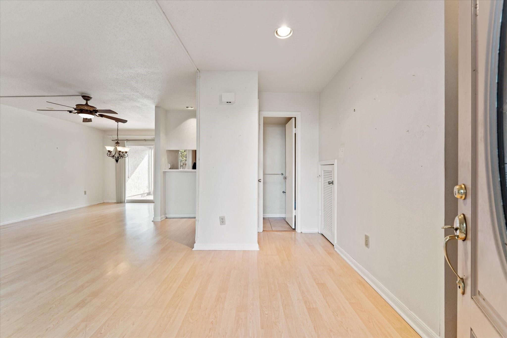 12319 Glenview Drive