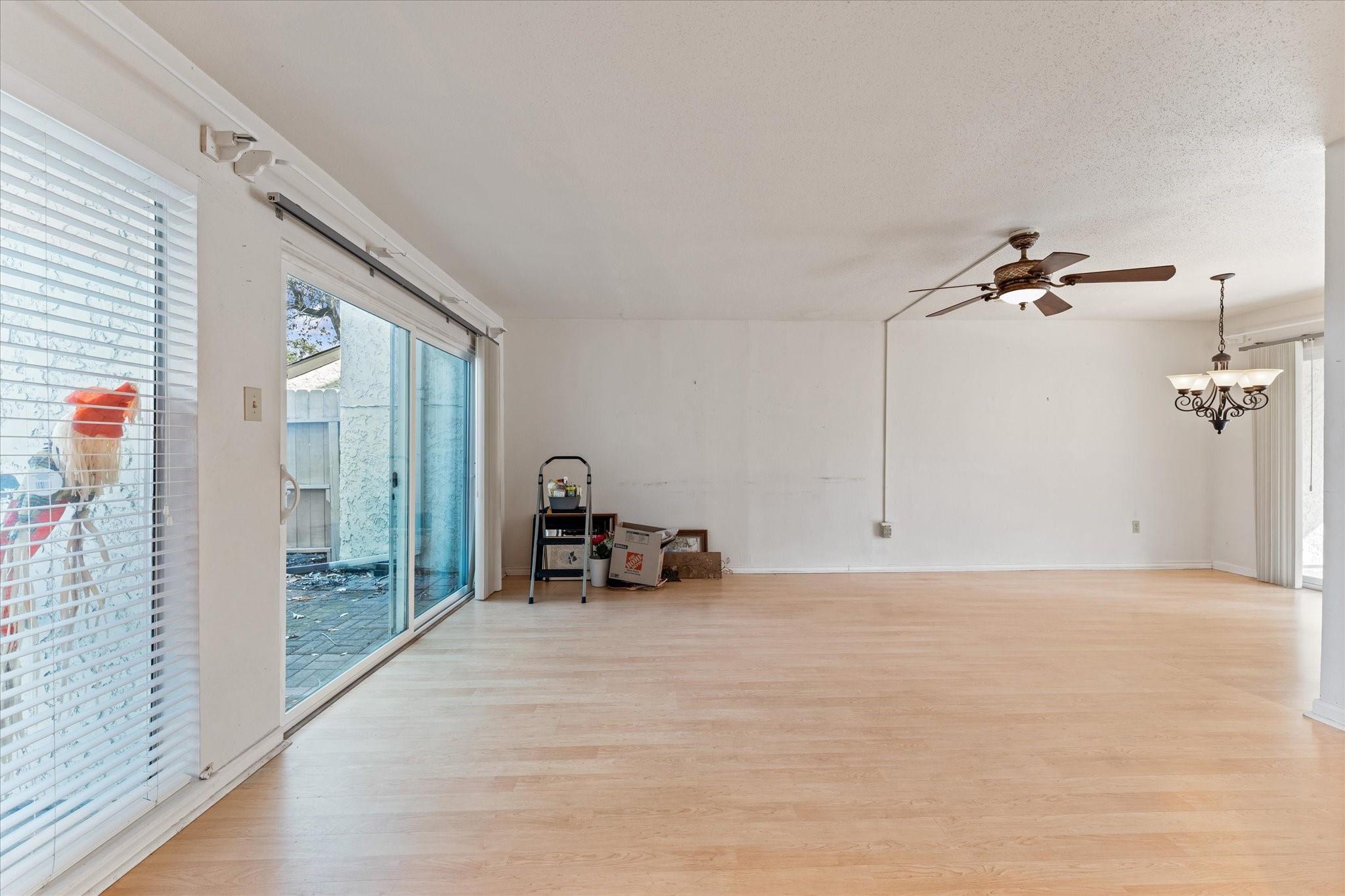 12319 Glenview Drive