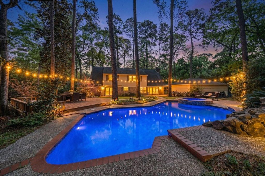 Photo of 2918 Kings Forest Drive, Houston, TX 77339 (MLS # 91631196)