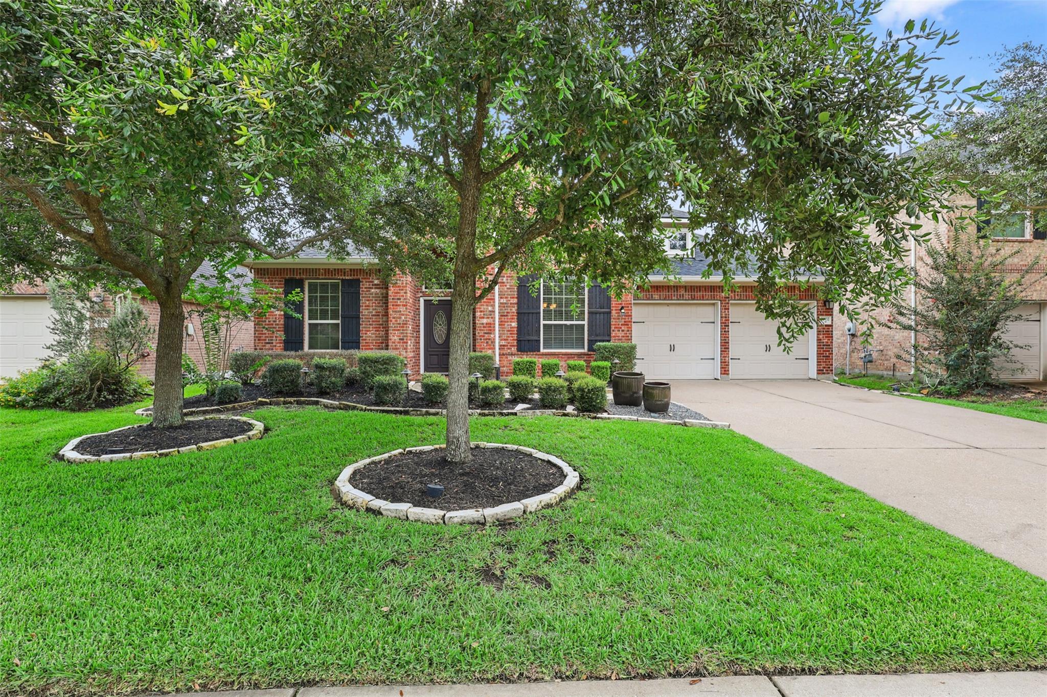 2902 Red Maple Drive