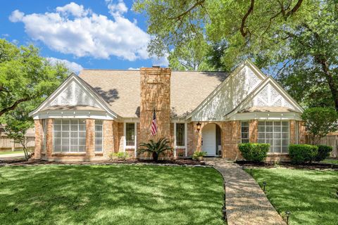 Photo of 5714 Spanish Oak Drive, Houston, TX 77066 (MLS # 73487011)