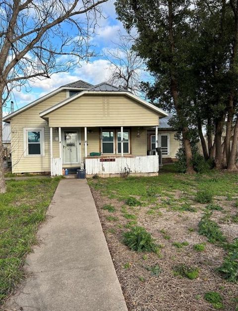 Homes For Sale - 2923 Lilac Street<br/> Pasadena, TX 77503