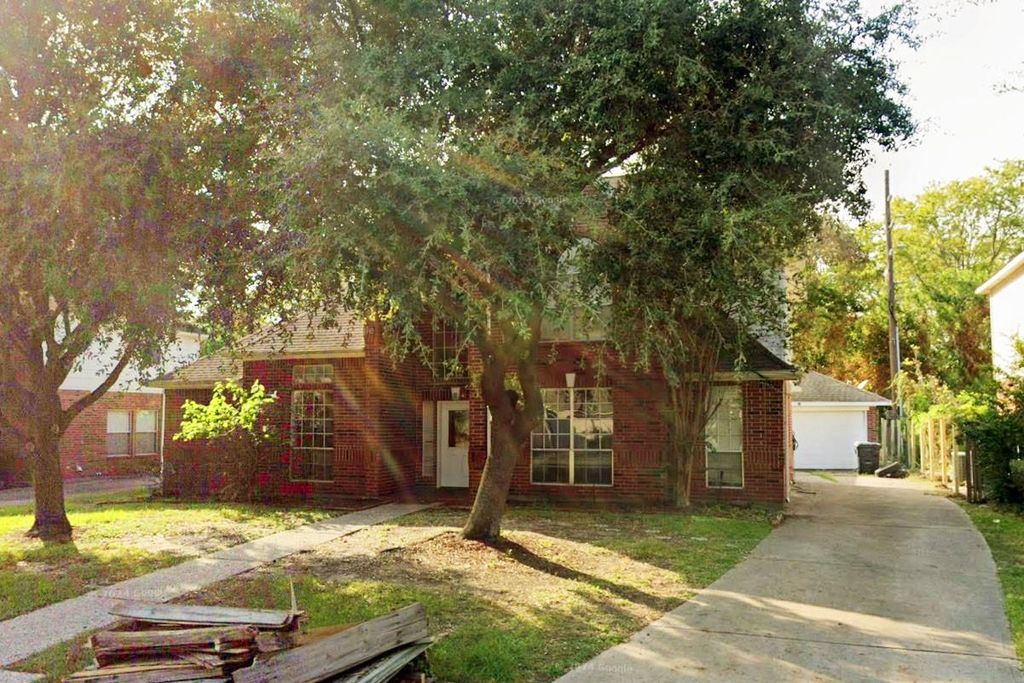 Photo of 14315 Torrey Village Drive, Houston, TX 77014 (MLS # 12888595)