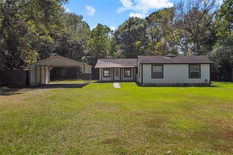 Photo of 8206 Sunflower Drive, Silsbee, TX 77656 (MLS # 77680160)
