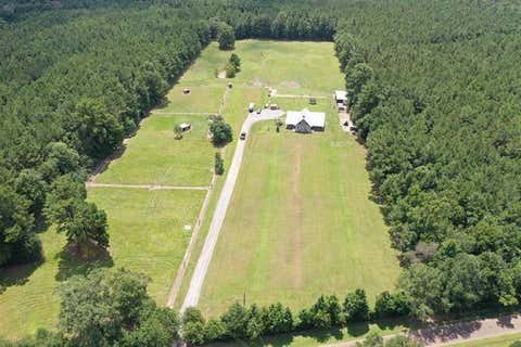 Photo of 7096 Jim Burns Road RD, Silsbee, TX 77656 (MLS # 37569408)