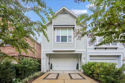 Photo of 809 Malone Street, Houston, TX 77007 (MLS # 60995176)