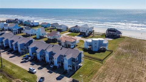 Townhouse For Sale - 17729 Termini San Luis Pass Road<br/> Galveston, TX 77554