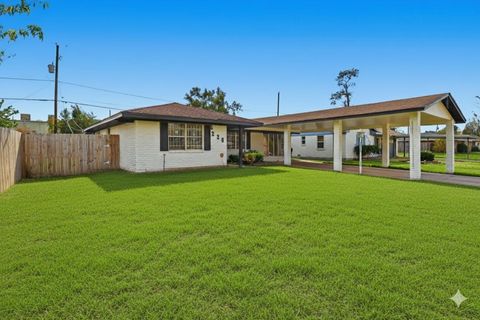 Photo of 6226 Antha Street, Houston, TX 77016 (MLS # 78282708)