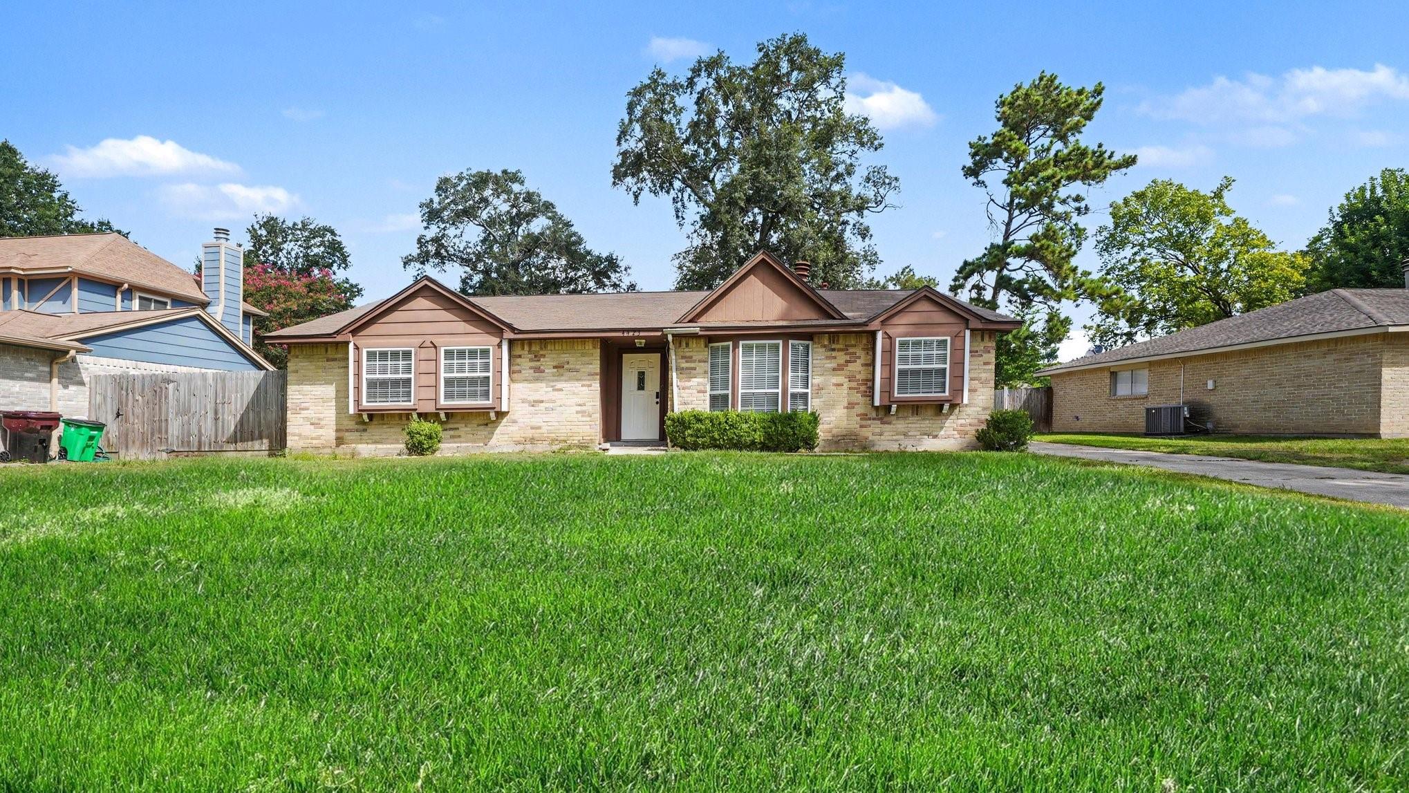 4423 Rosegate Drive