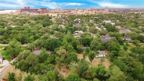 400 Suffolk Avenue College Station TX 77840