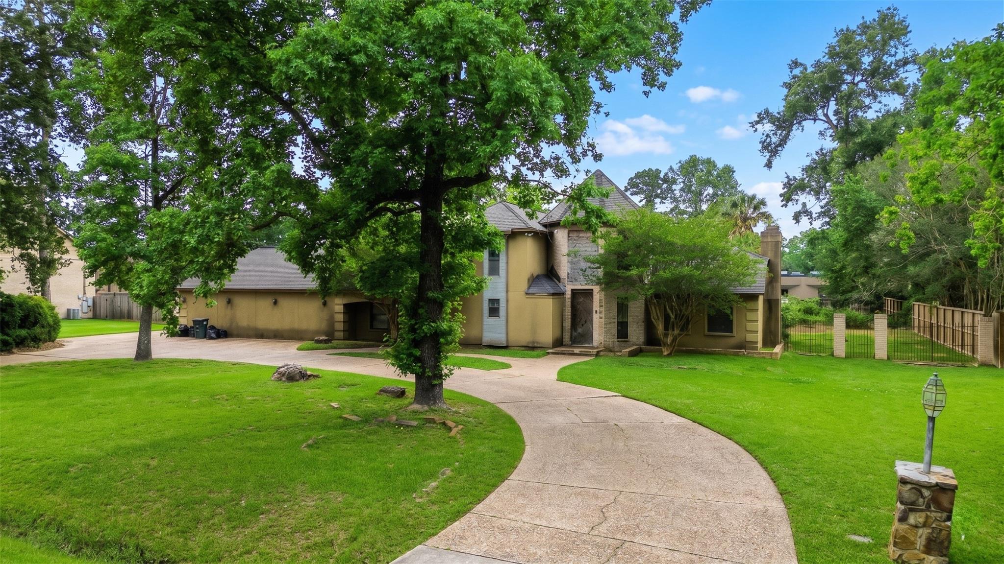 1107 Southern Hills Road