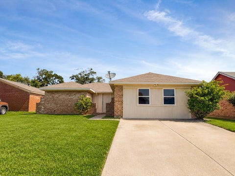 Photo of 12779 Enchanted Path Drive, Houston, TX 77044 (MLS # 63769111)