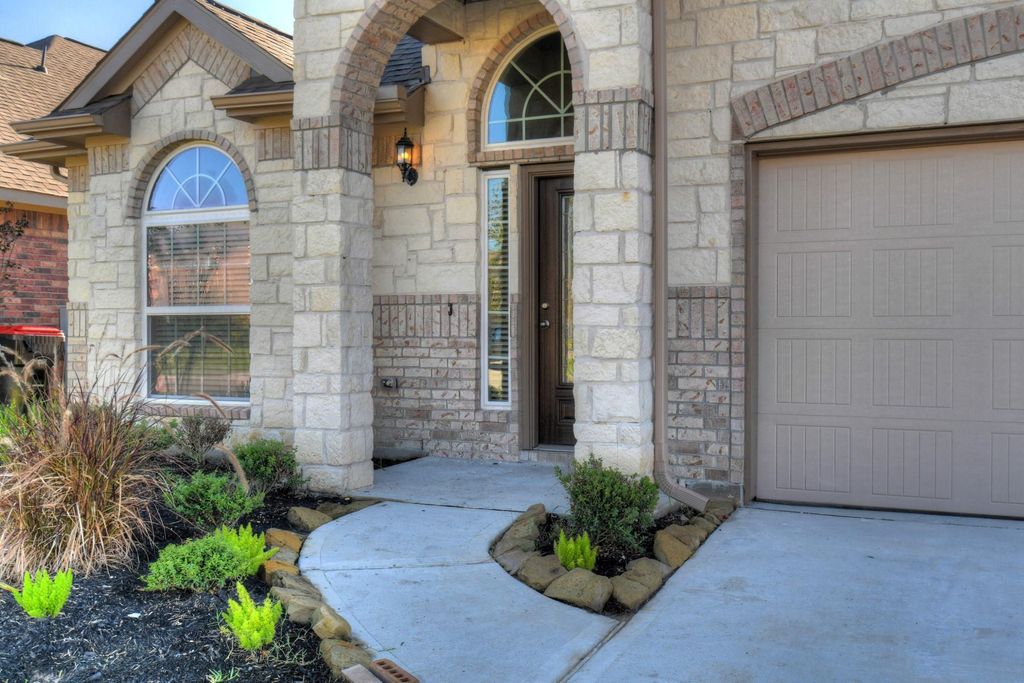 Photo of 21644 Lexor Drive, Porter, TX 77365 (MLS # 71747517)