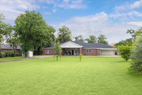 Photo of 1010 Adkins Road, Spring Valley, TX 77055 (MLS # 25001404) Photo of 1010 Adkins Road, Spring Valley, TX 77055 (MLS # 25001404)