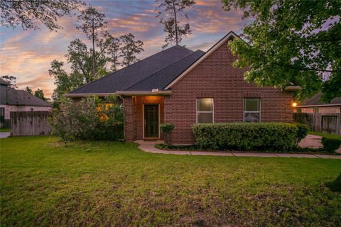 Photo of 629 Spring Forest Drive, Conroe, TX 77302 (MLS # 54983320)