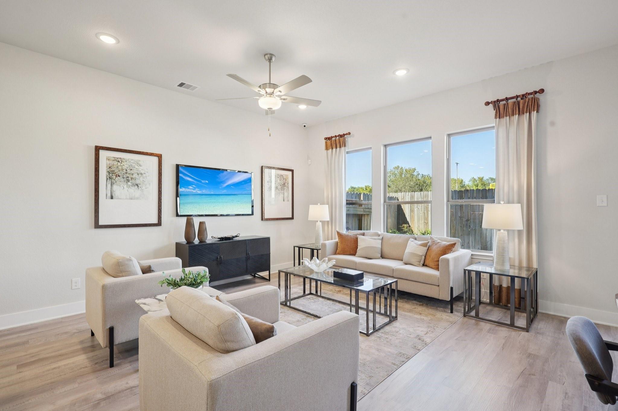 13403 Sun Cay Drive