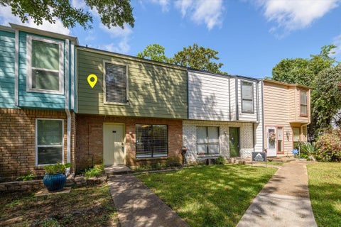 Condo For Sale - 2425 Miramar Court #2425<br/> Harris County, Seabrook, TX 77586