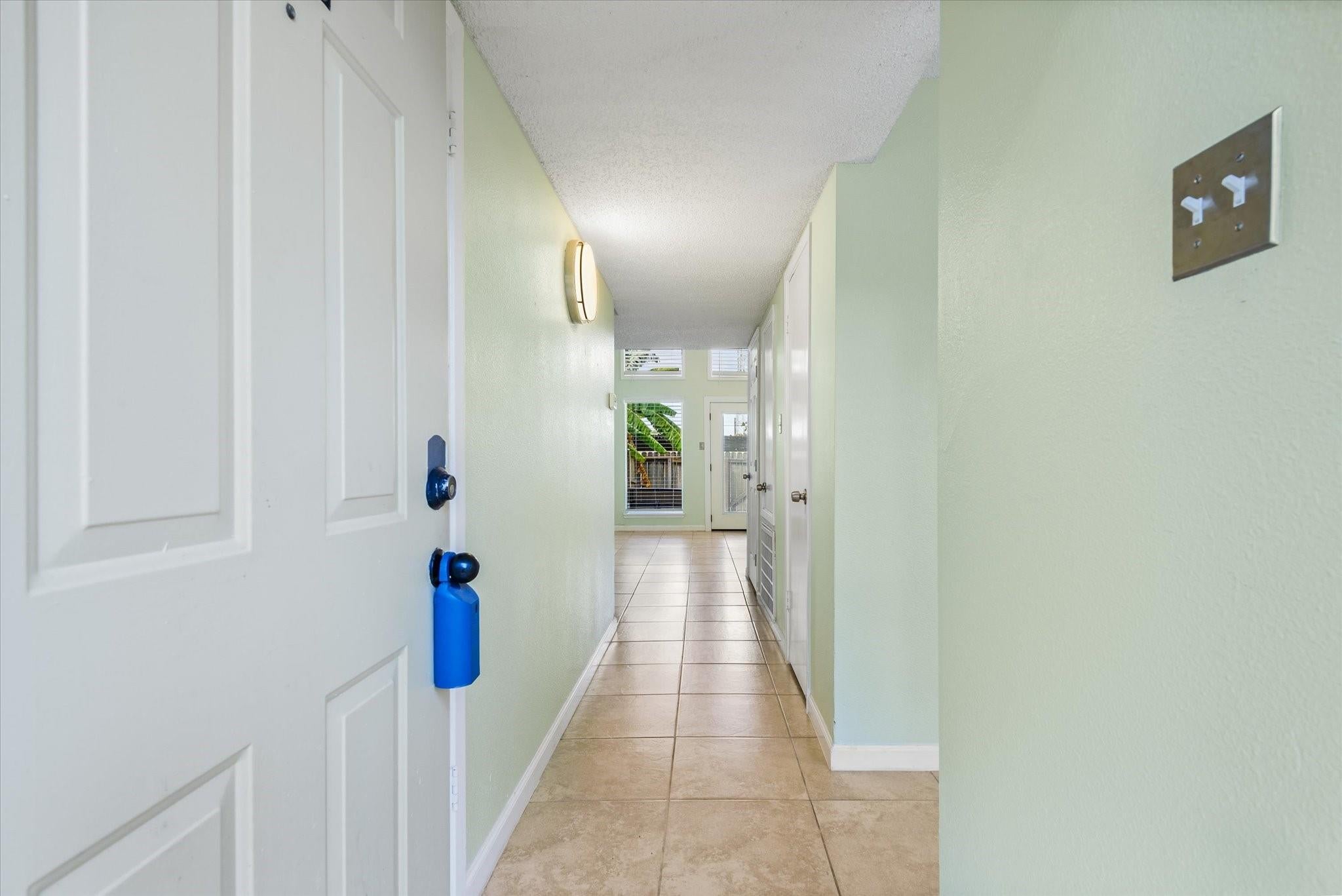 2425 Miramar Court 2425