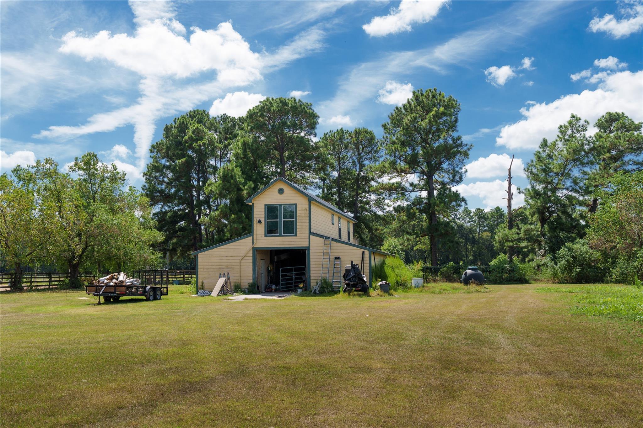8631 Matthews Lane