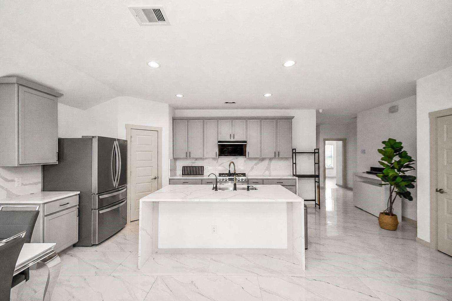 7454 Rivercane Shore Lane