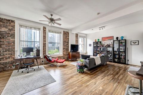 Condo For Sale - 915 Franklin Street #7C<br/> Houston, TX 77002