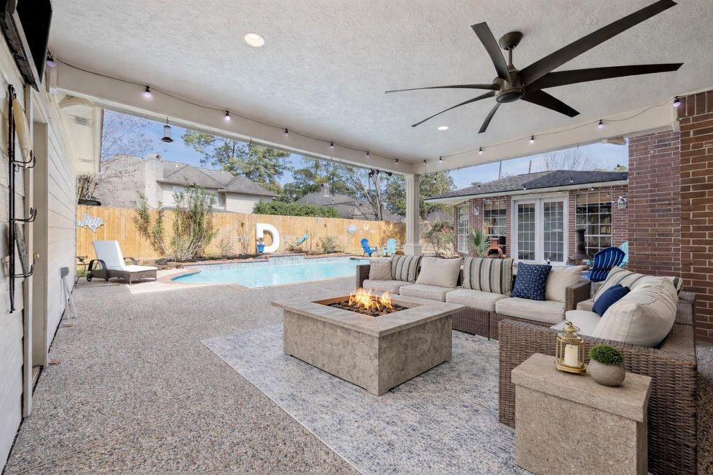 Photo of 5919 Juniper Knoll Lane, Kingwood, TX 77345 (MLS # 82711288)