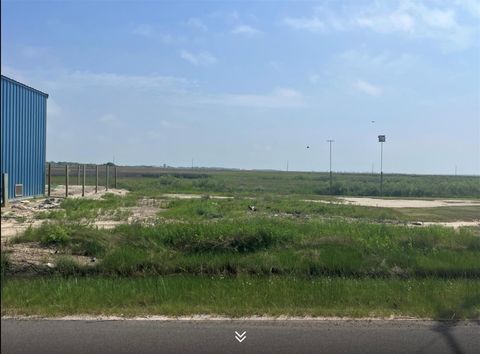 Photo of 1240 E E Canal Drive, Crystal Beach, TX 77650 (MLS # 69271090)