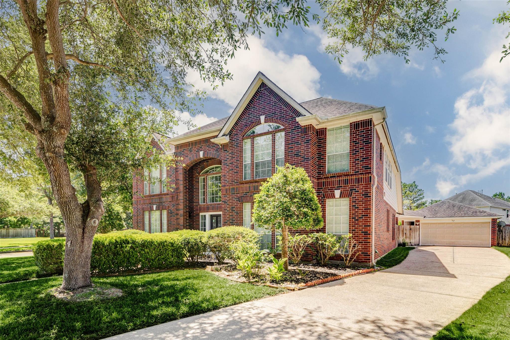 5326 Hanneck Valley Lane