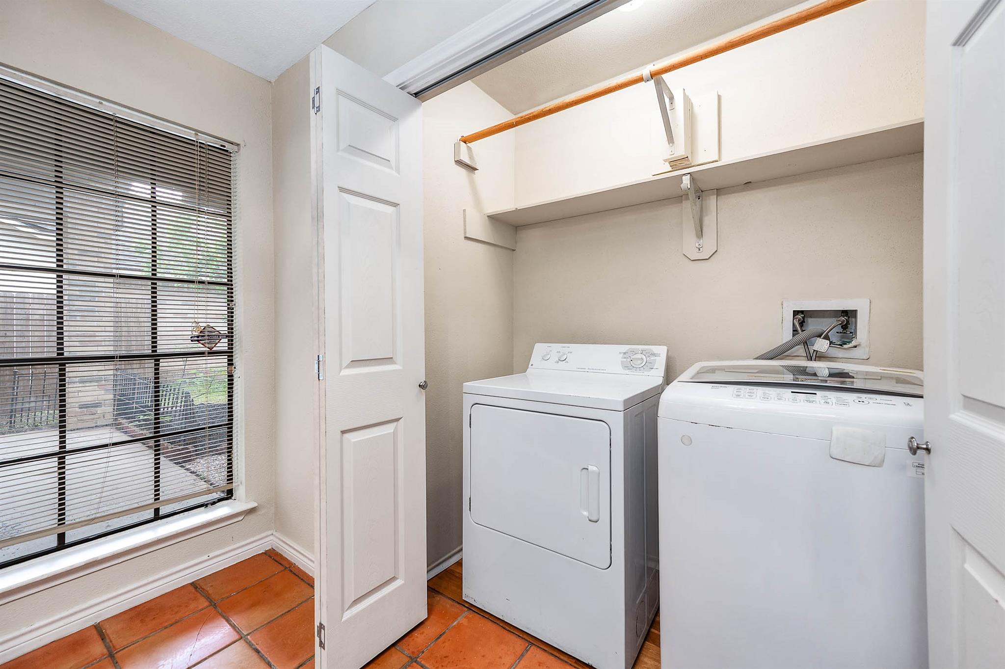 20111 Beechview Lane