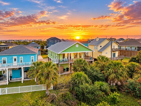 Photo of 4111 Isla Del Sol, Galveston, TX 77554 (MLS # 18254118)