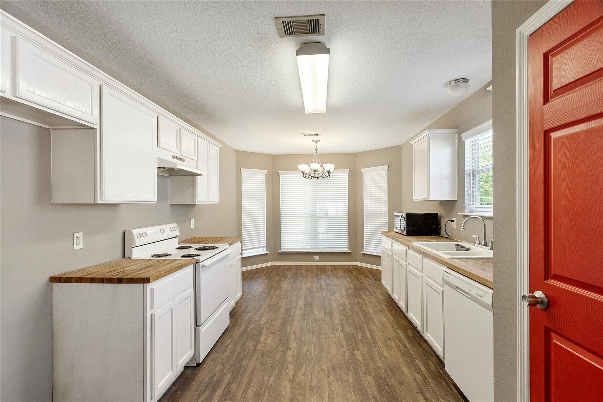 17818 Bullis Gap Drive