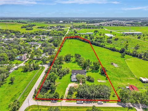 1412 Hollier Road Friendswood TX 77546