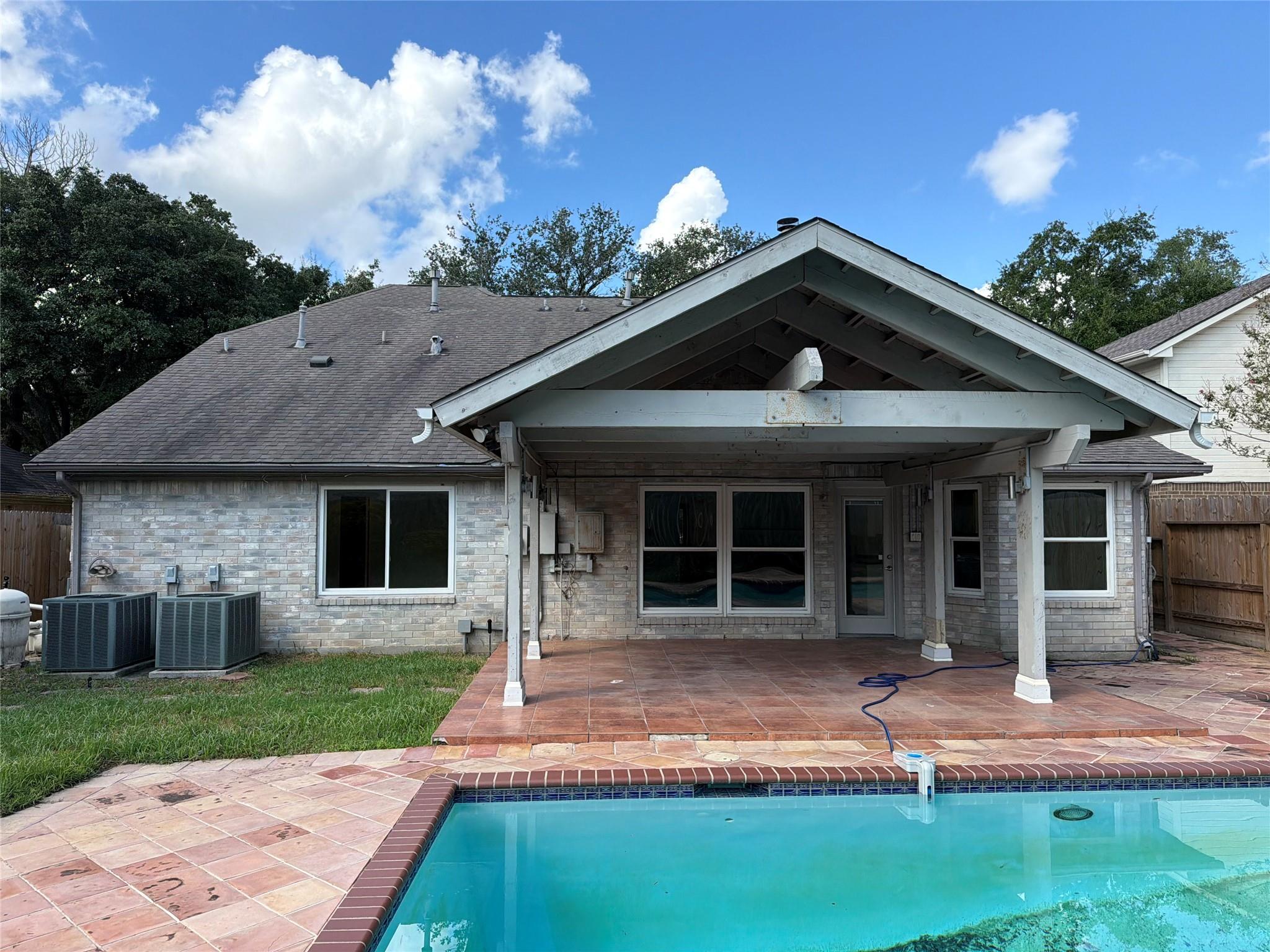 1115 Long Prairie Drive