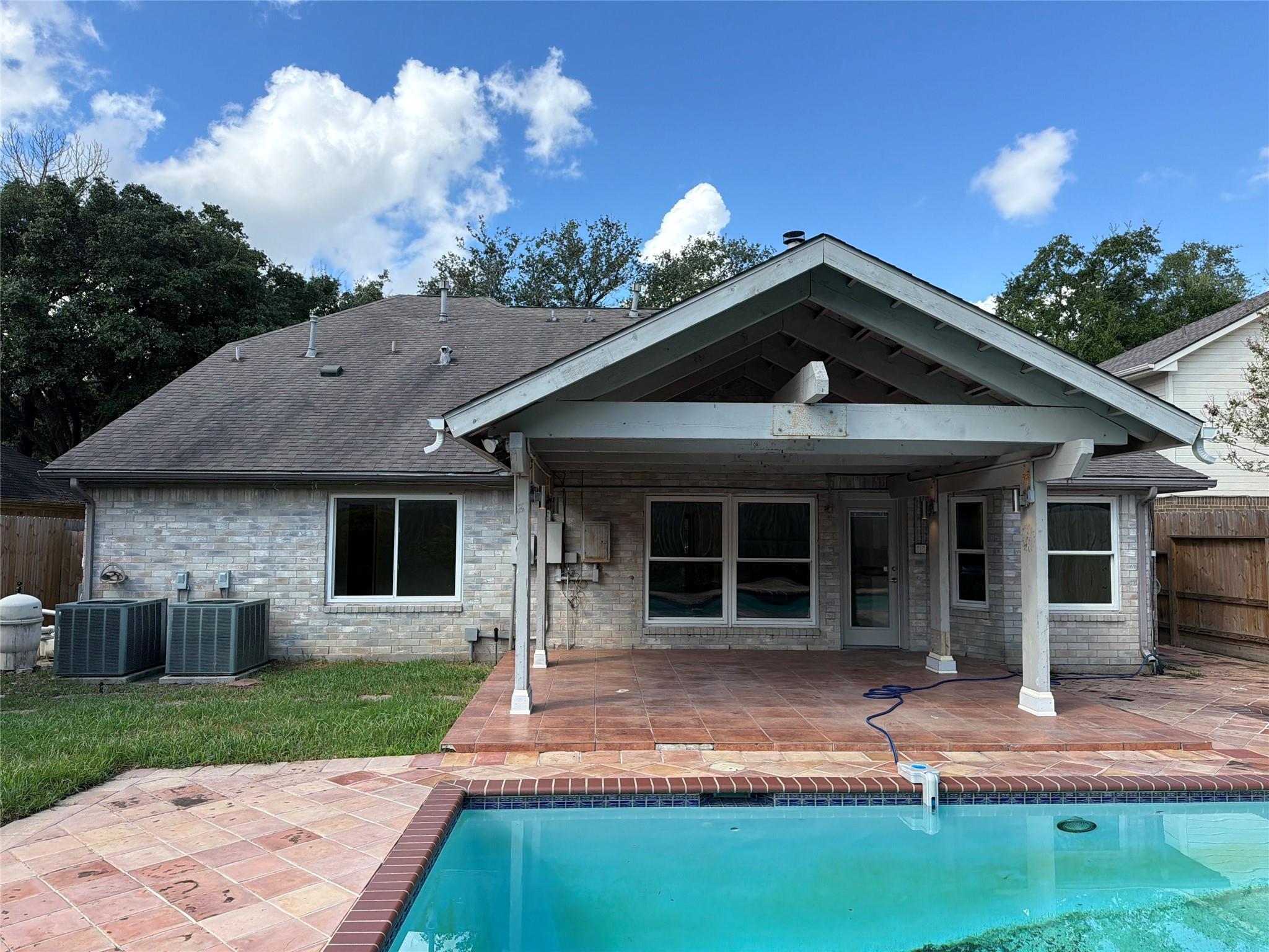 1115 Long Prairie Drive