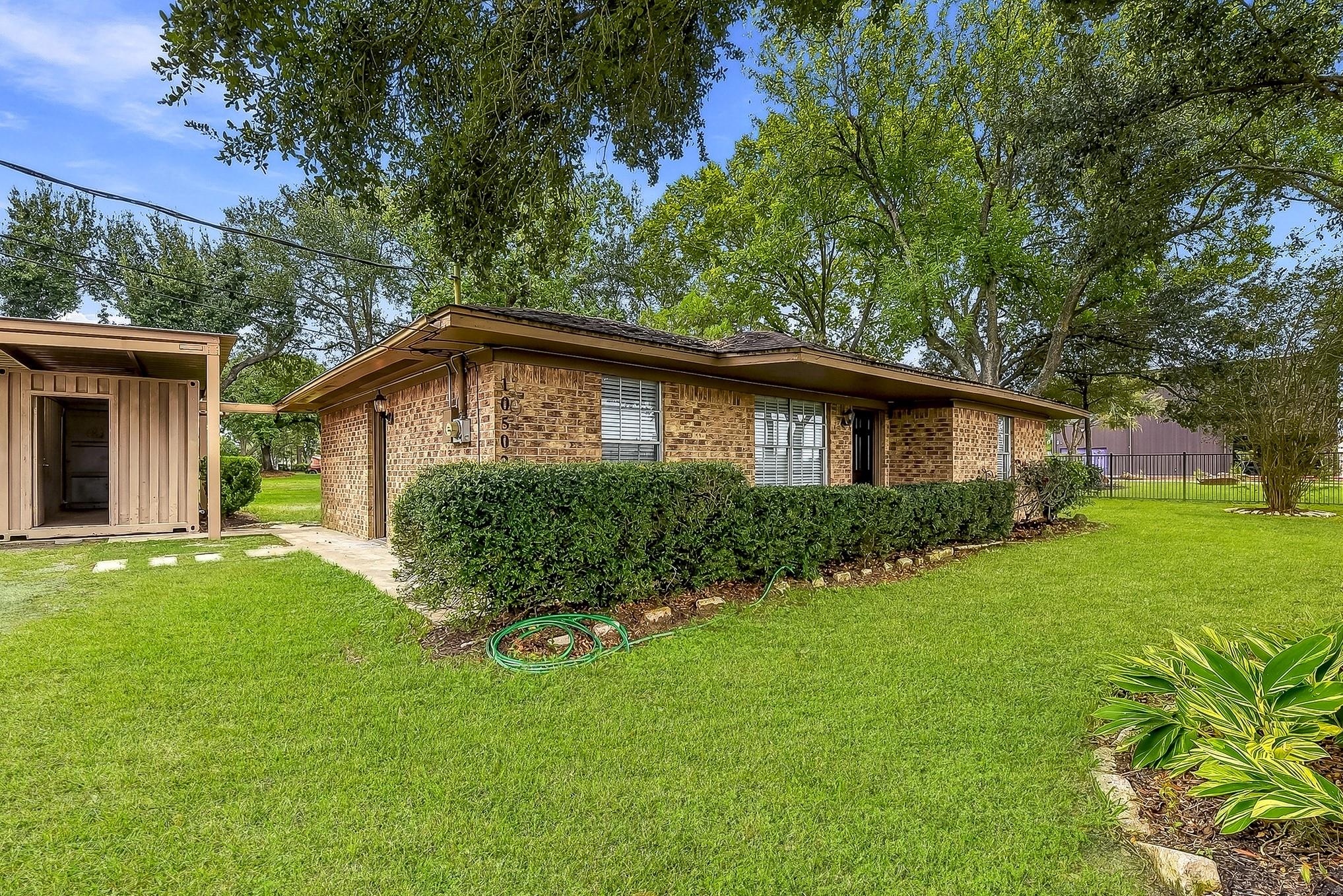 10502 Gaston Road
