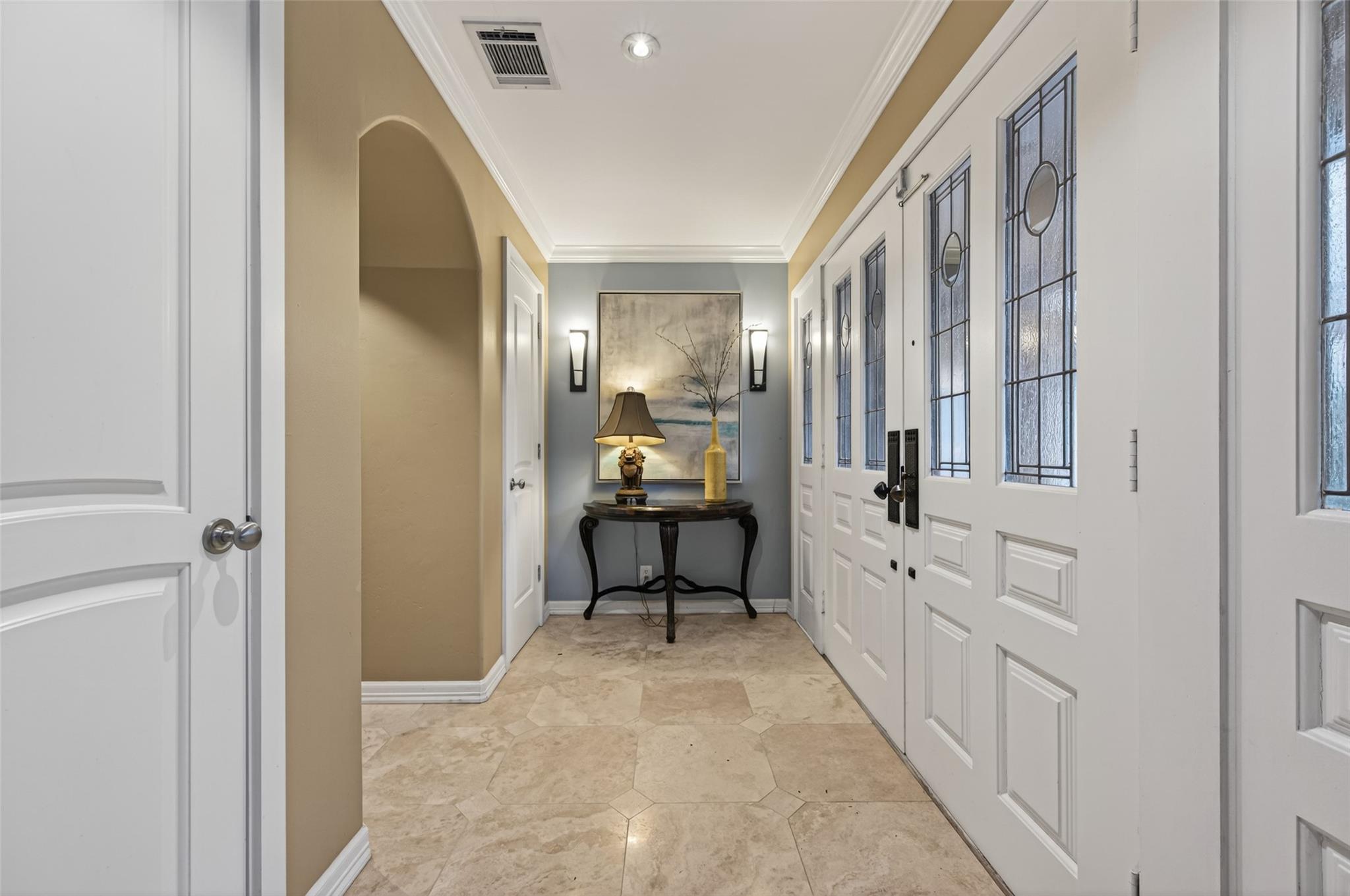 10034 Meadow Lake Lane