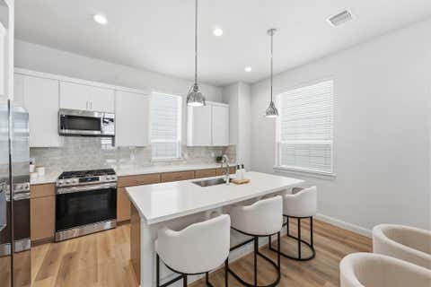 Photo of 1806 Elysian Street, Houston, TX 77026 (MLS # 93792598)
