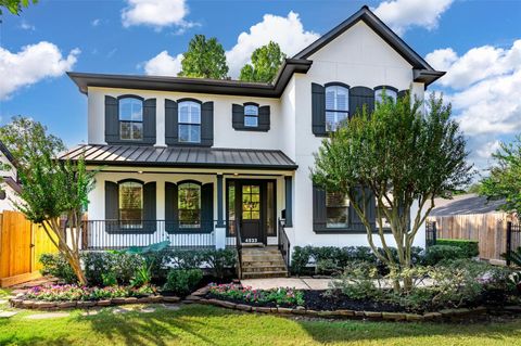 4523 Maple Street Bellaire TX 77401