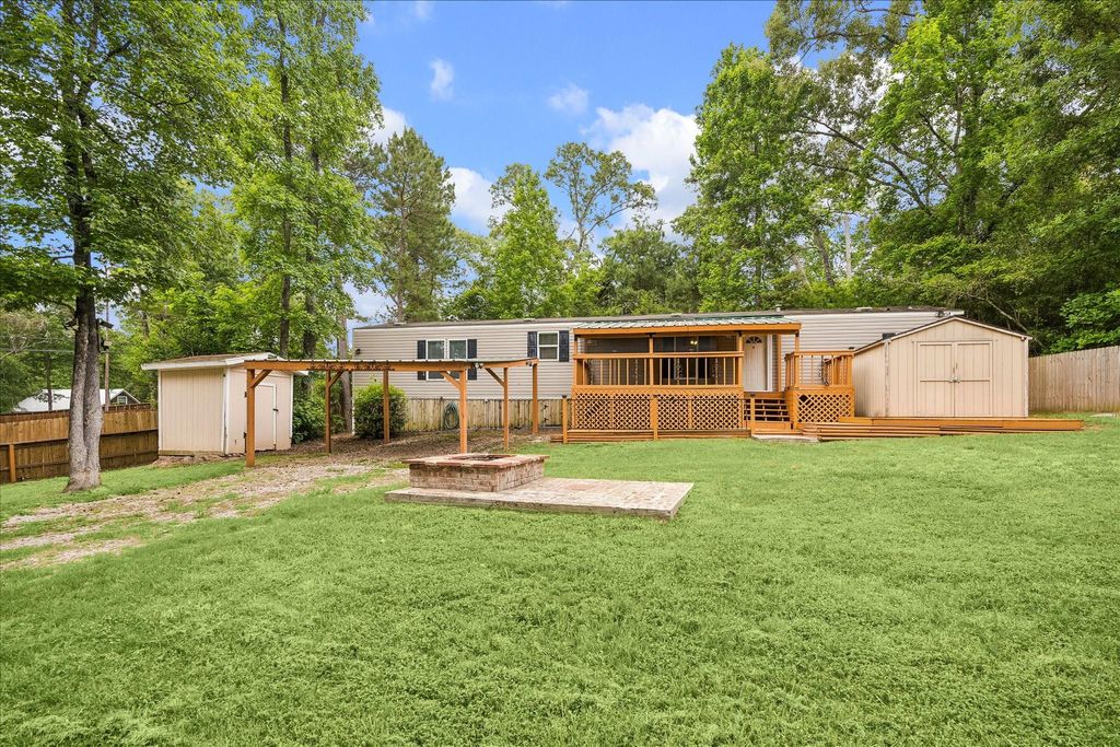 Photo of 15443 Forest Drive, Montgomery, TX 77356 (MLS # 10639730)