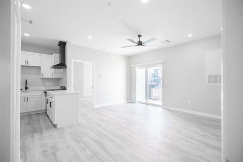 Apartment For Rent - 2101 Reinke Road #8206<br/> Waller, TX 77484