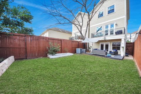 Tiny photo for 5605 Darling Street, Houston, TX 77007 (MLS # 31376232)