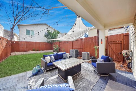 Tiny photo for 5605 Darling Street, Houston, TX 77007 (MLS # 31376232)