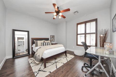 Tiny photo for 5605 Darling Street, Houston, TX 77007 (MLS # 31376232)