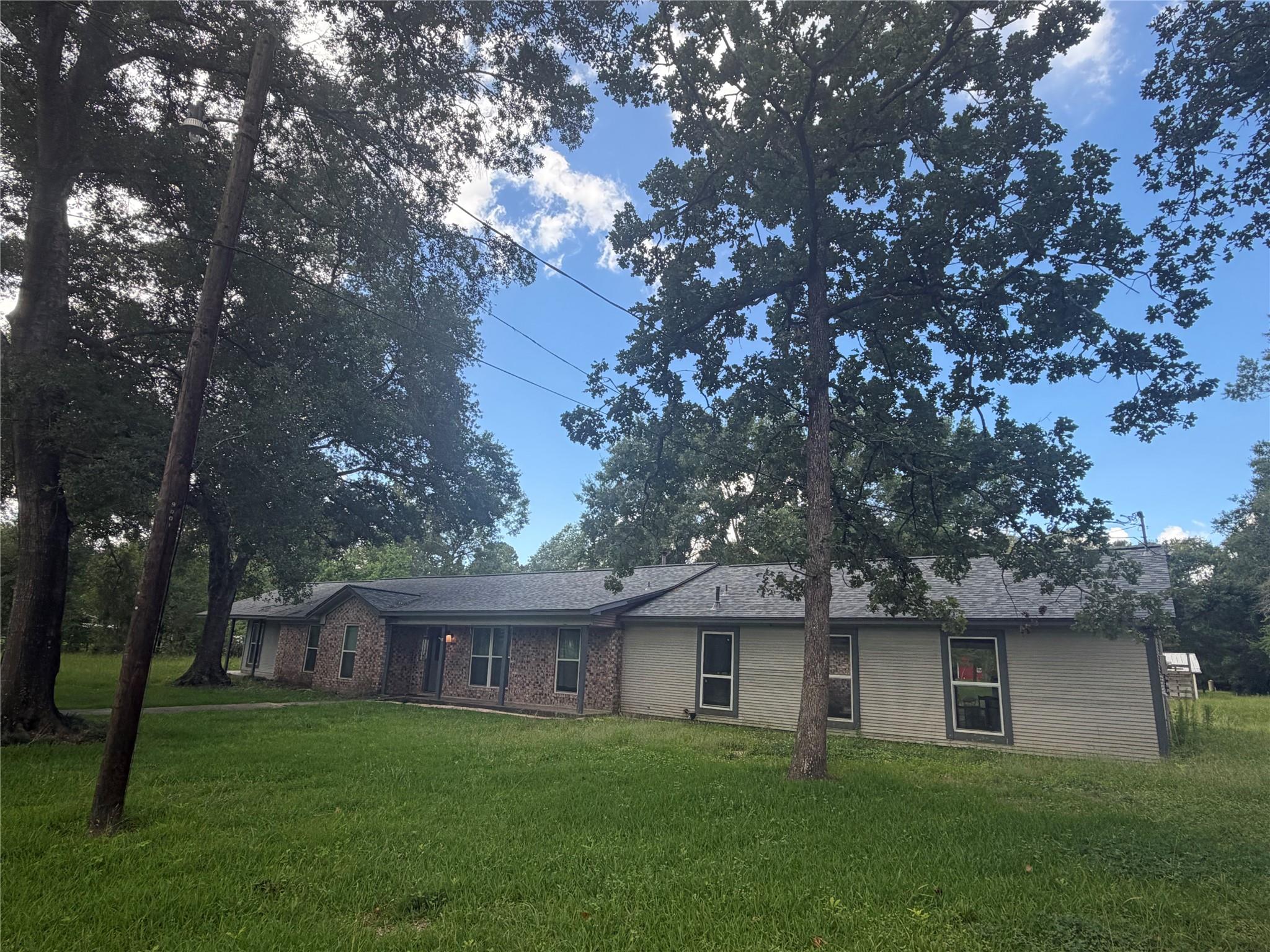 9950 Oak Tree Drive
