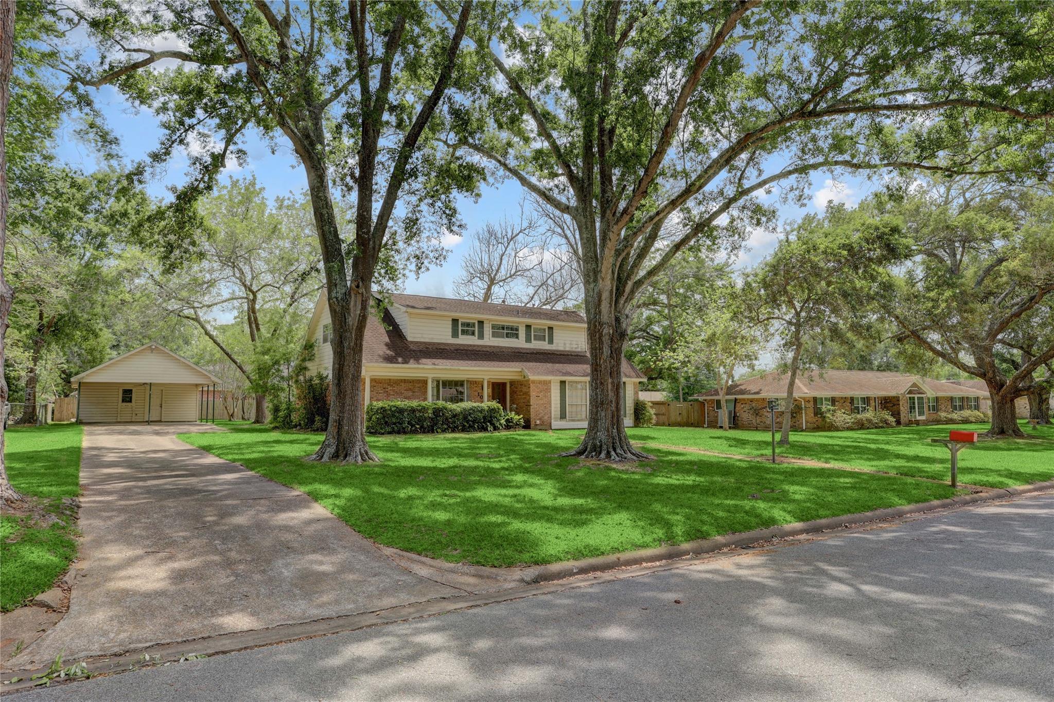 105 Ridgemont Drive