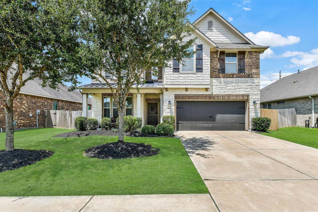 Photo of 6930 Water Glen Lane, Manvel, TX 77578 (MLS # 54262788)