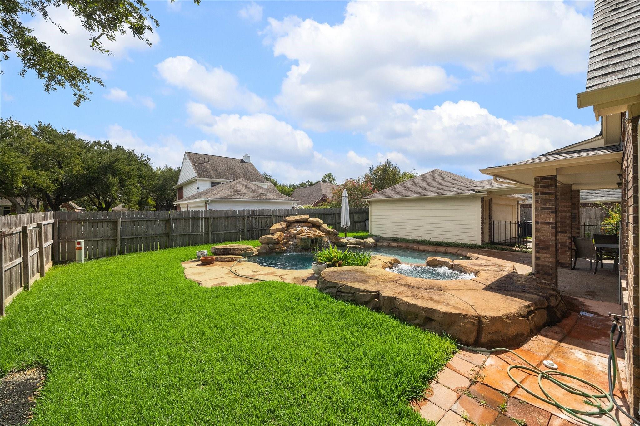 16703 Chestnut Meadow Court