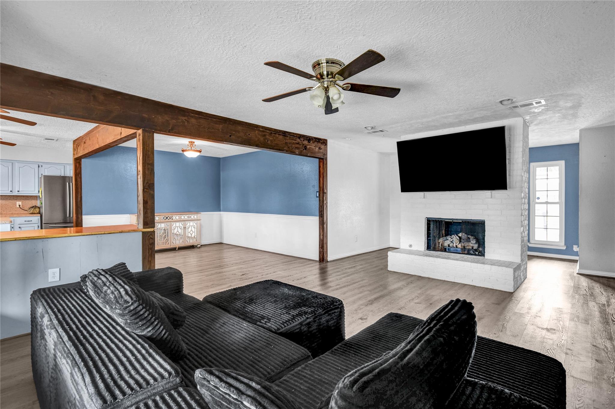 48 Ranch House Loop