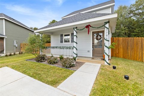 Photo of 9706 Marie Village Court, Conroe, TX 77306 (MLS # 6935999)